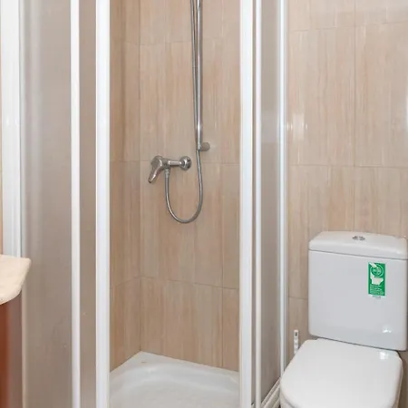 Estrella, 2º-10 库列拉